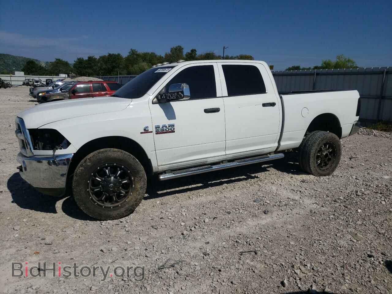 Photo 3C6UR5CLXHG589938 - RAM All Models 2017