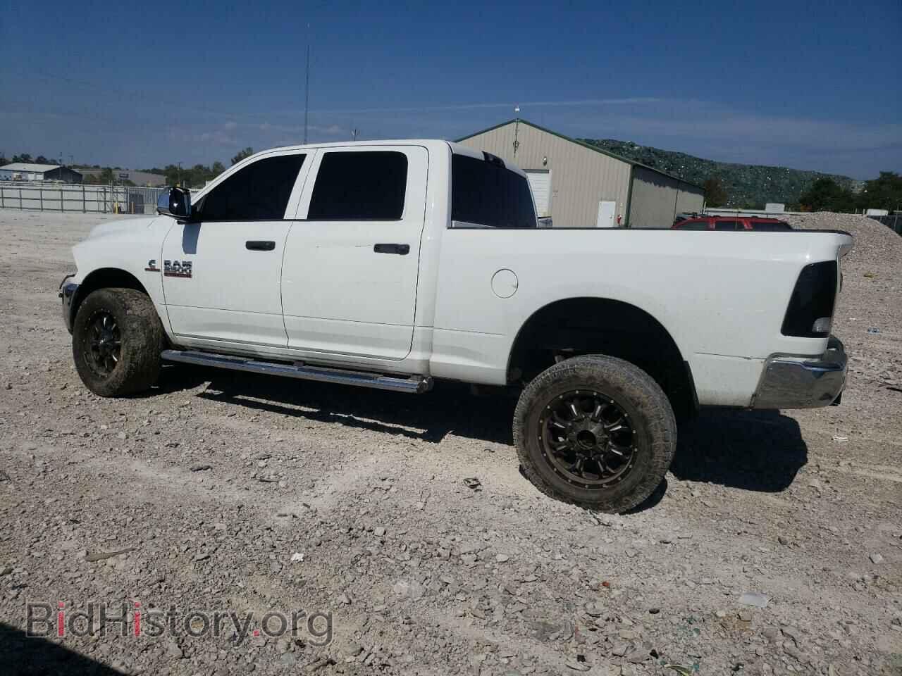 2017 RAM All Models - VIN: 3C6UR5CLXHG589938 - Photo 2