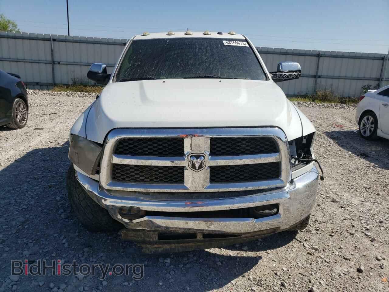 2017 RAM All Models - VIN: 3C6UR5CLXHG589938 - Photo 5