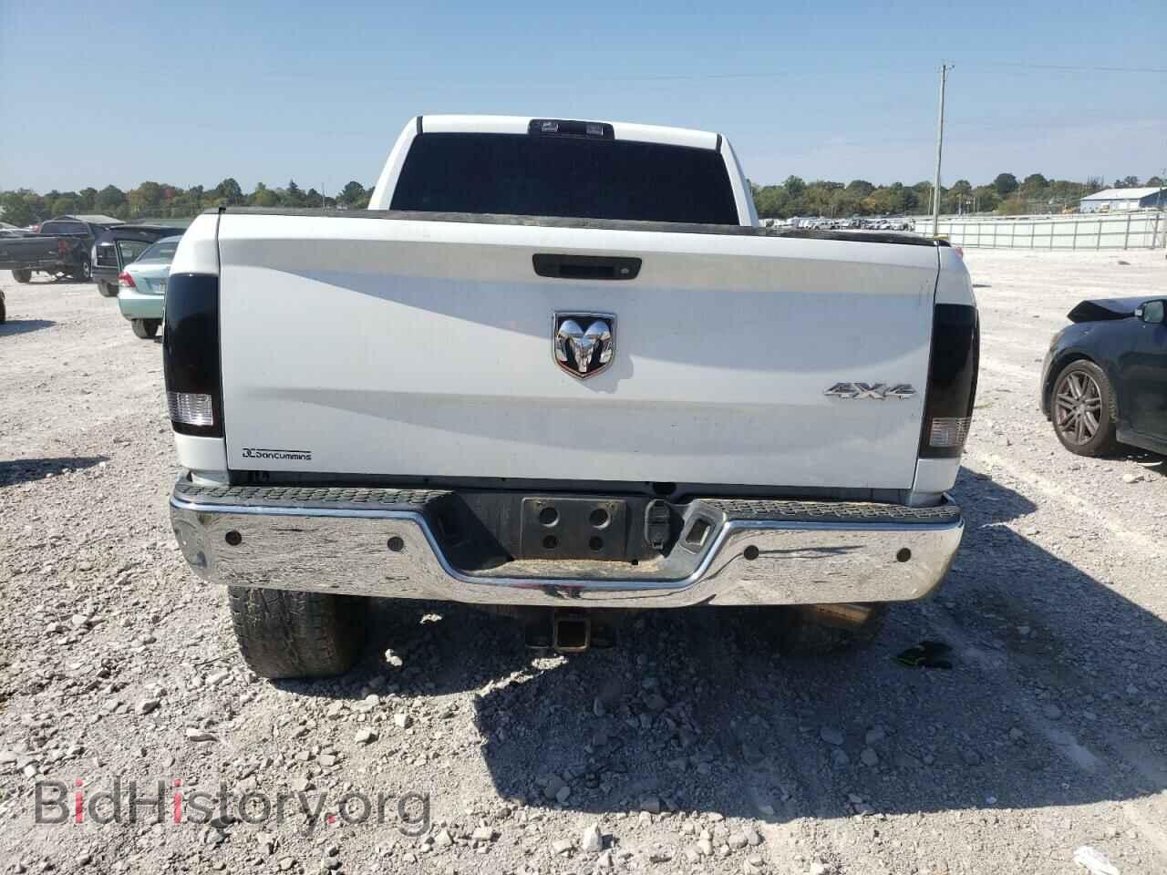 2017 RAM All Models - VIN: 3C6UR5CLXHG589938 - Photo 6