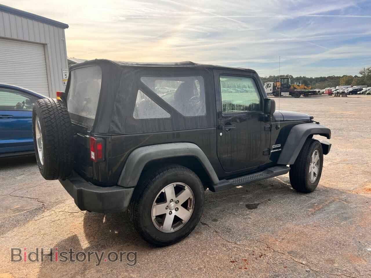 2011 JEEP WRANGLER - VIN: 1J4AA2D18BL604018 - Фото 3
