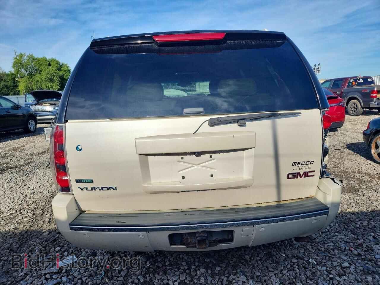 2010 GMC YUKON - VIN: 1GKUKEEF5AR289738 - Photo 6