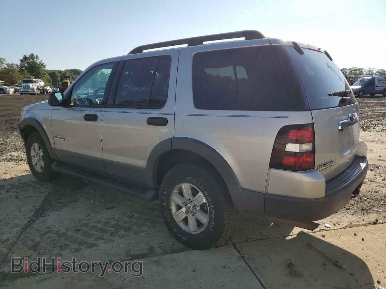 2006 FORD EXPLORER - VIN: 1FMEU73E16UB74571 - Фото 2