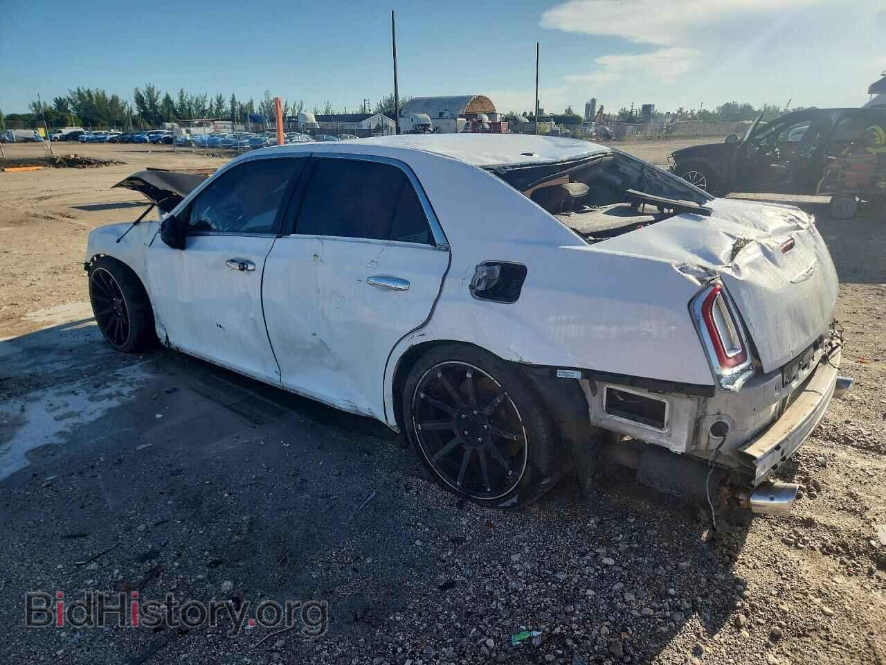2013 CHRYSLER 300 - VIN: 2C3CCAET5DH675720 - Photo 2