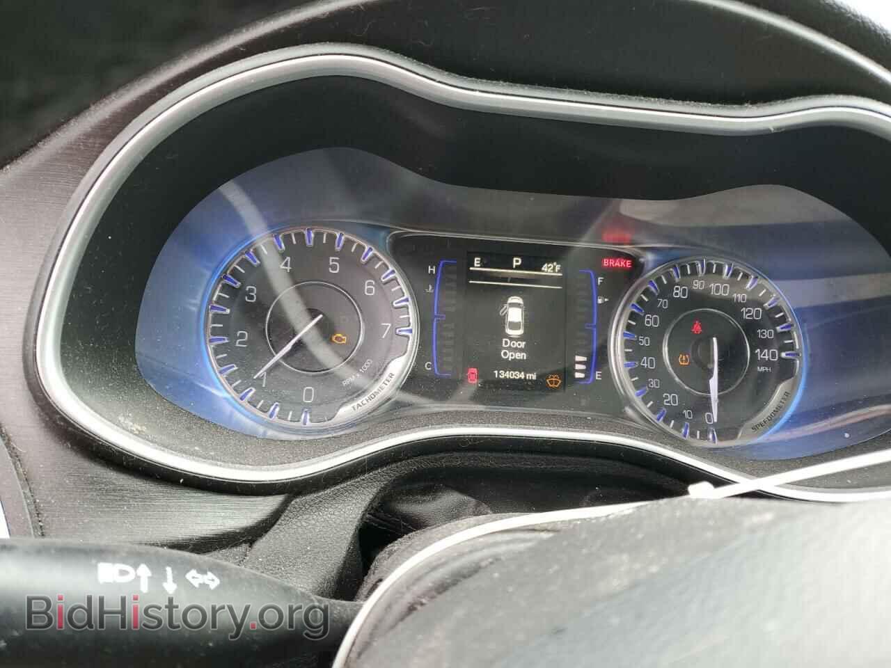2015 CHRYSLER 200 - VIN: 1C3CCCAB3FN654268 - Фото 9