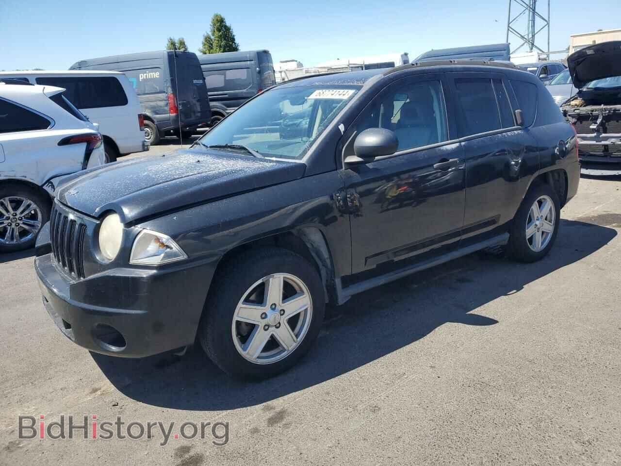 Photo 1J8FF47W37D213742 - JEEP COMPASS 2007