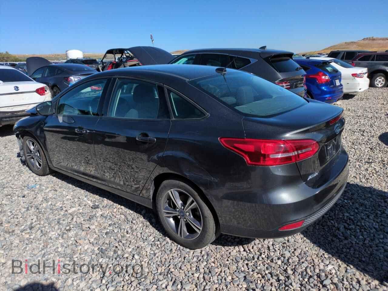 2018 FORD FOCUS - VIN: 1FADP3FE9JL236329 - Фото 2