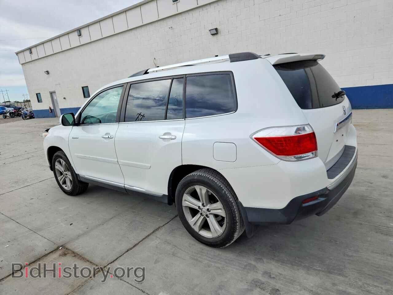 2013 TOYOTA HIGHLANDER - VIN: 5TDDK3EH8DS190872 - Photo 2