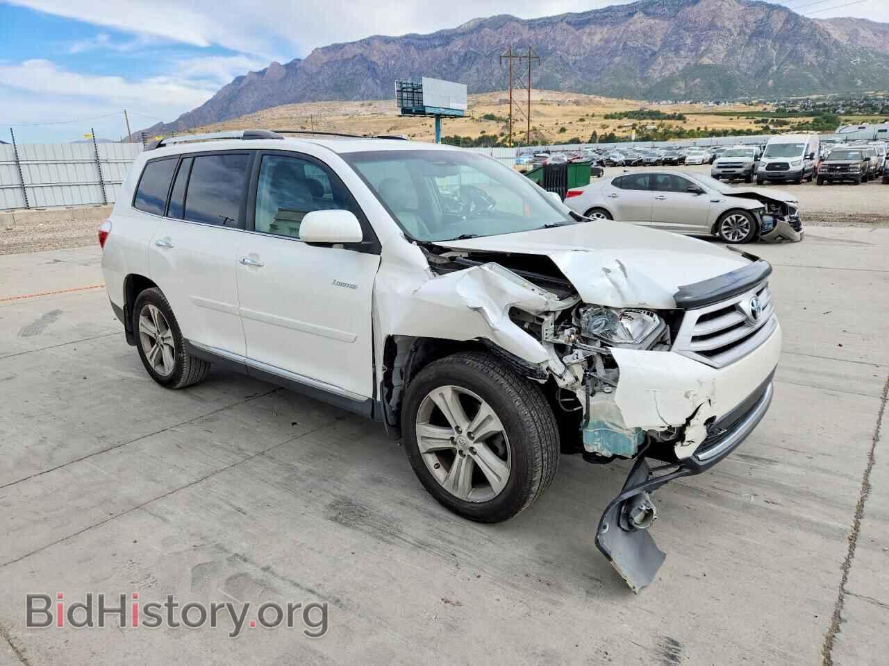 2013 TOYOTA HIGHLANDER - VIN: 5TDDK3EH8DS190872 - Photo 4