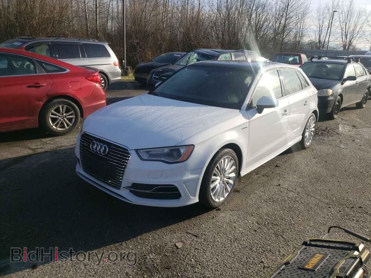 2016 AUDI A3 - VIN: WAUUPBFF6GA124750 - Фото 2