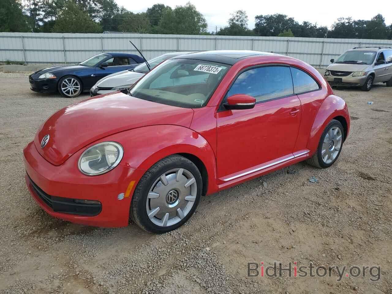 Photo 3VWJP7AT7DM645990 - VOLKSWAGEN BEETLE 2013