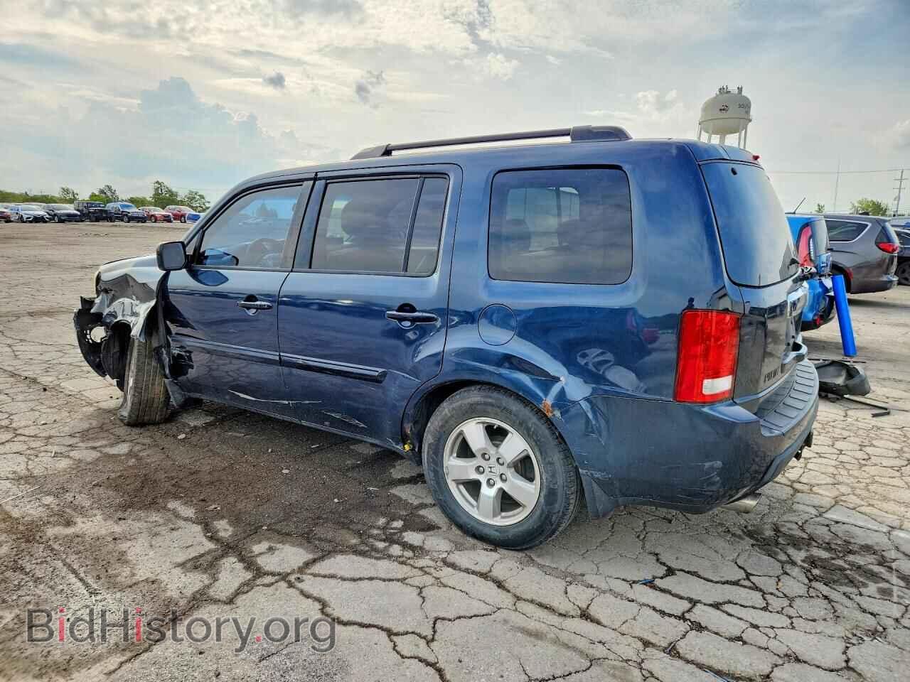 2011 HONDA PILOT - VIN: 5FNYF4H7XBB062021 - Photo 2