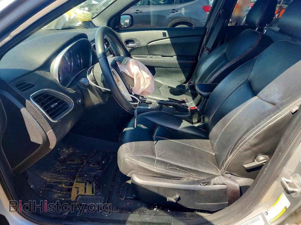2013 Chrysler 200 (VIN 1C3CCBCG1DN718937) — photo 7 of 13