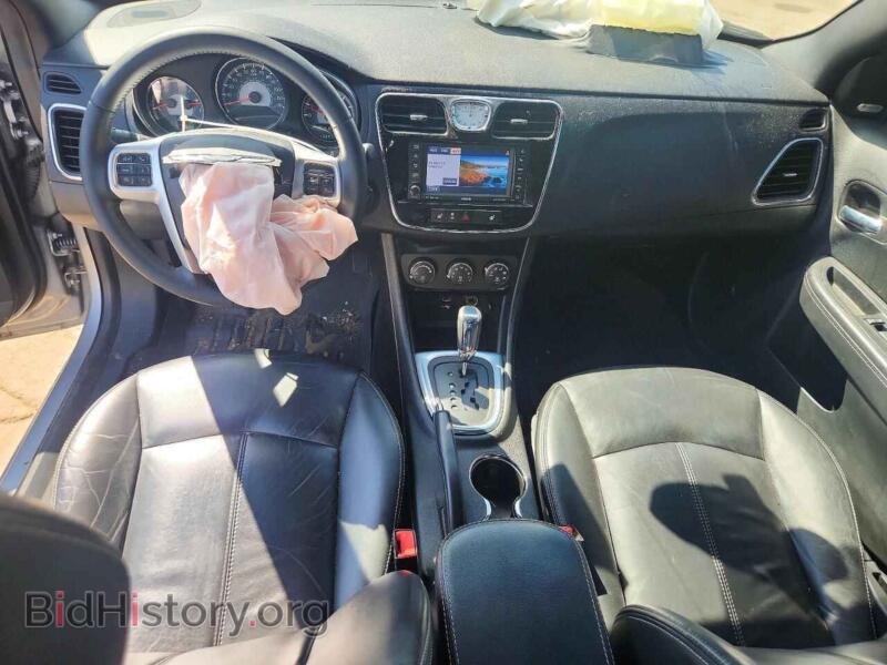2013 Chrysler 200 (VIN 1C3CCBCG1DN718937) — photo 8 of 13