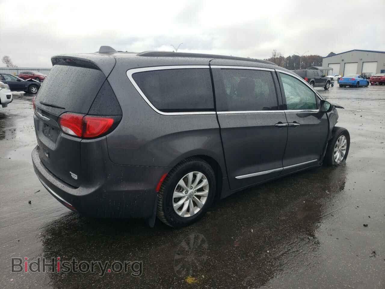 2017 CHRYSLER PACIFICA - VIN: 2C4RC1BGXHR540701 - Photo 3