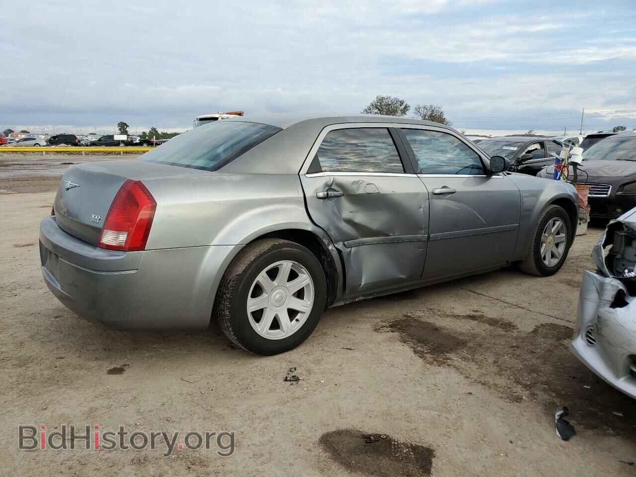 2006 CHRYSLER 300 - VIN: 2C3KA43RX6H172357 - Фото 3