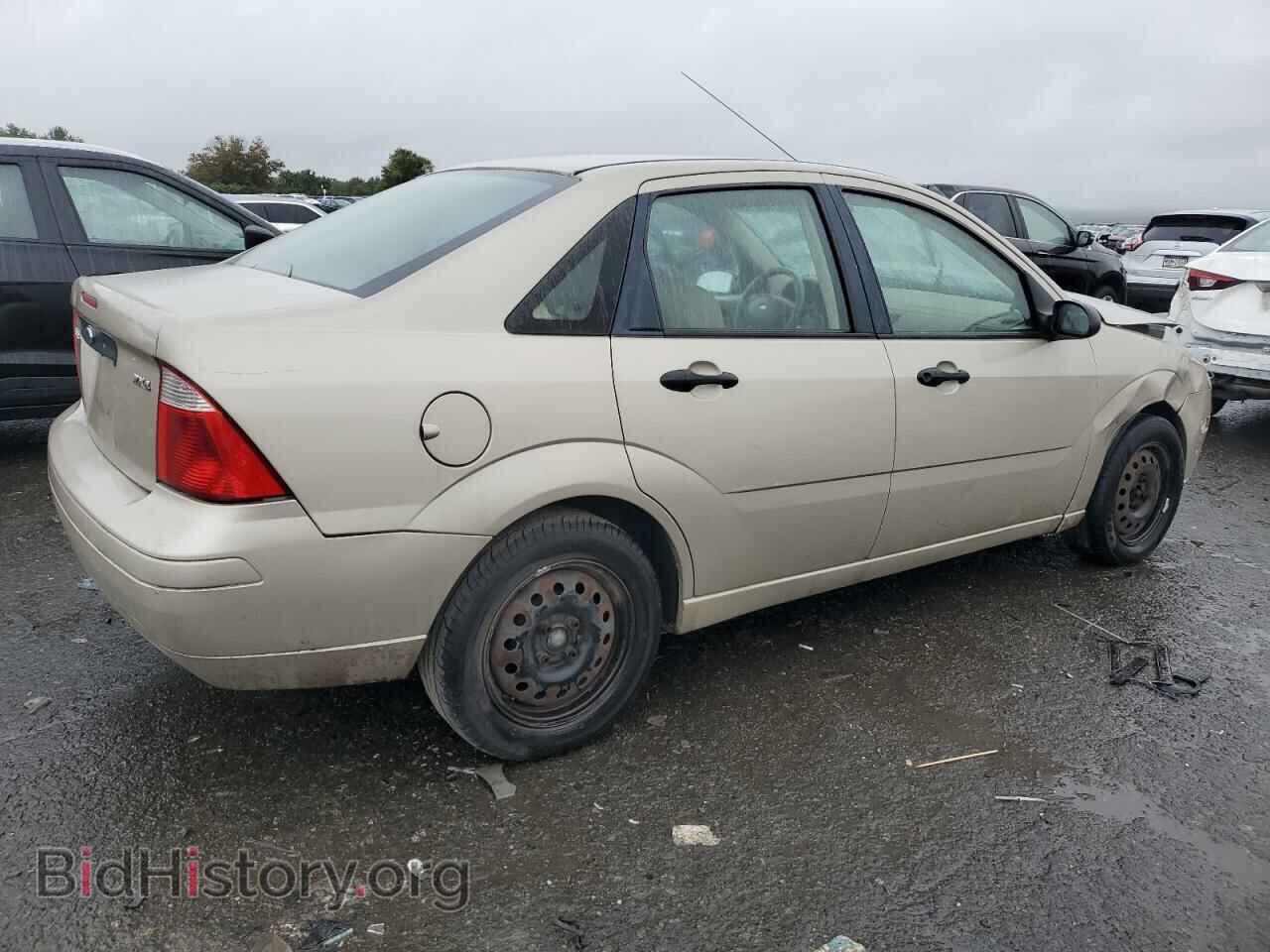2006 FORD FOCUS - VIN: 1FAFP34N56W158410 - Фото 3