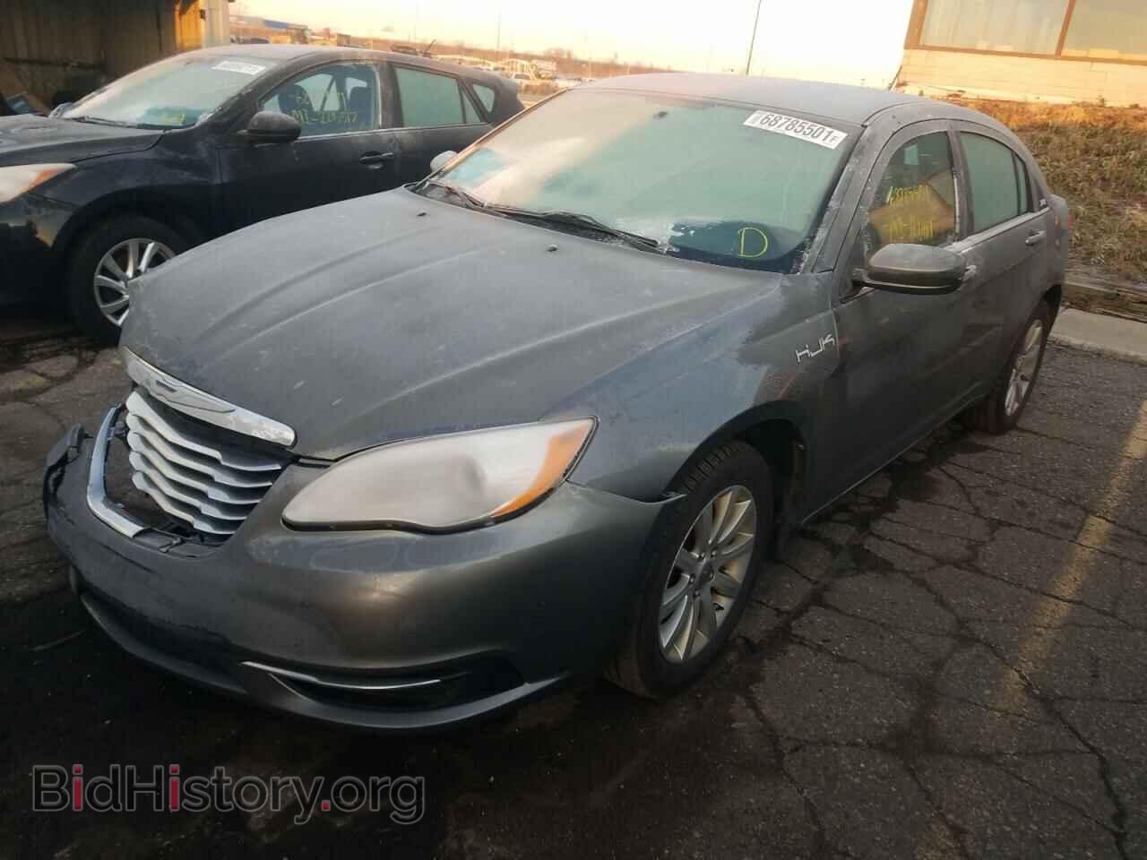 2013 CHRYSLER 200 - VIN: 1C3CCBBB6DN610075 - Фото 2