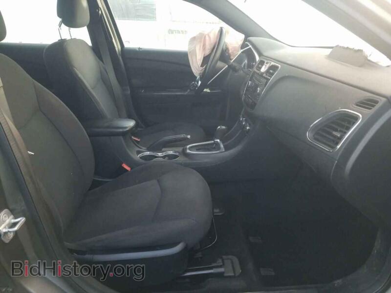 2013 Chrysler 200 (VIN 1C3CCBBB6DN610075) — photo 5 of 10