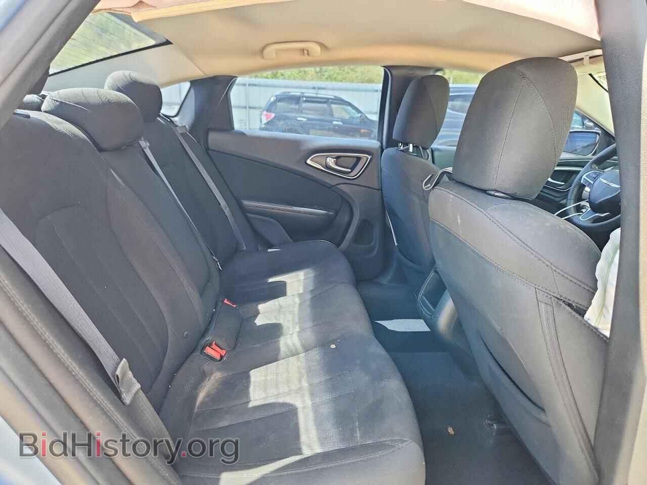 2015 CHRYSLER 200 - VIN: 1C3CCCAB1FN653748 - Фото 10