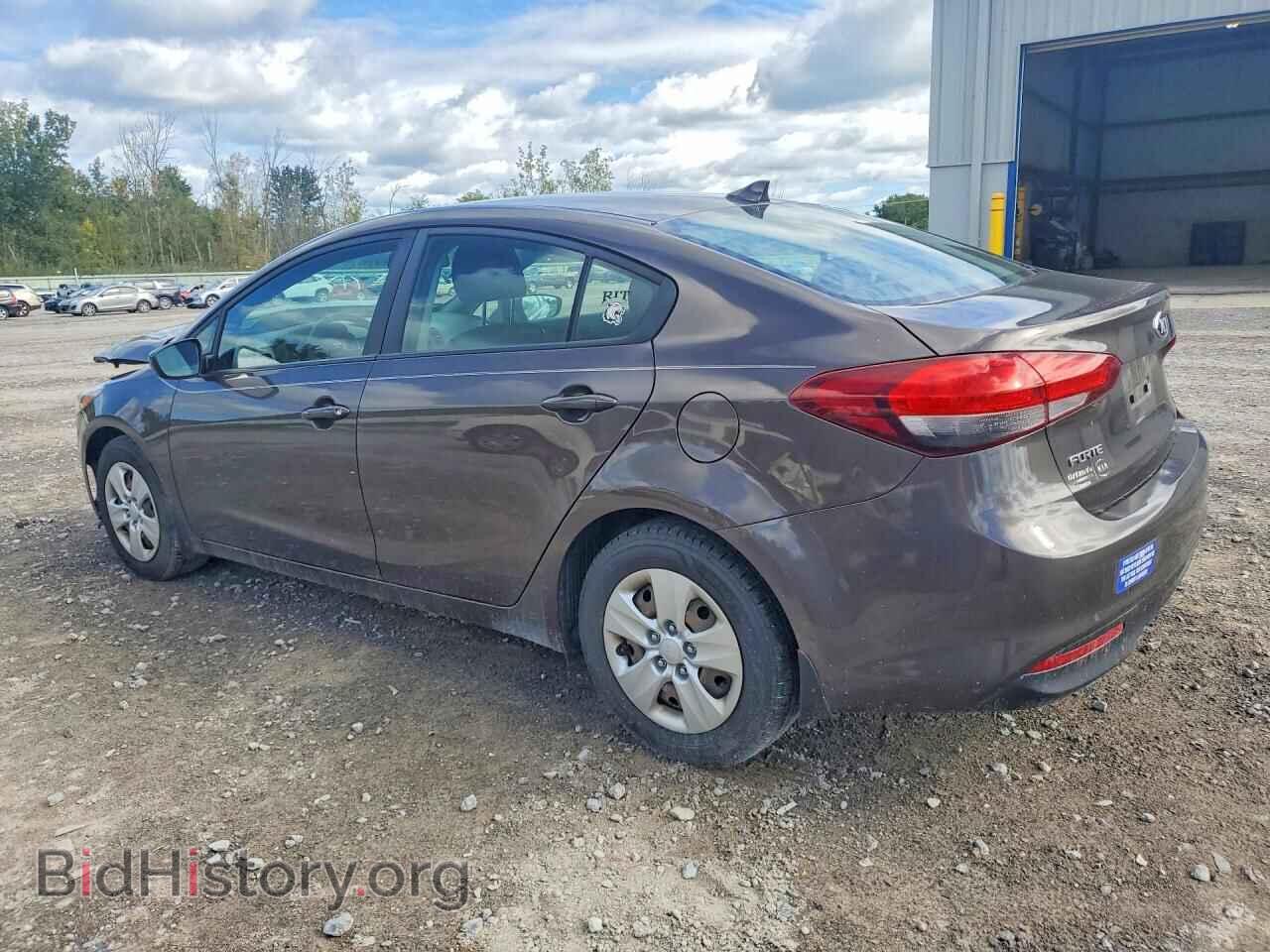 2017 KIA FORTE - VIN: 3KPFK4A70HE120519 - Фото 2