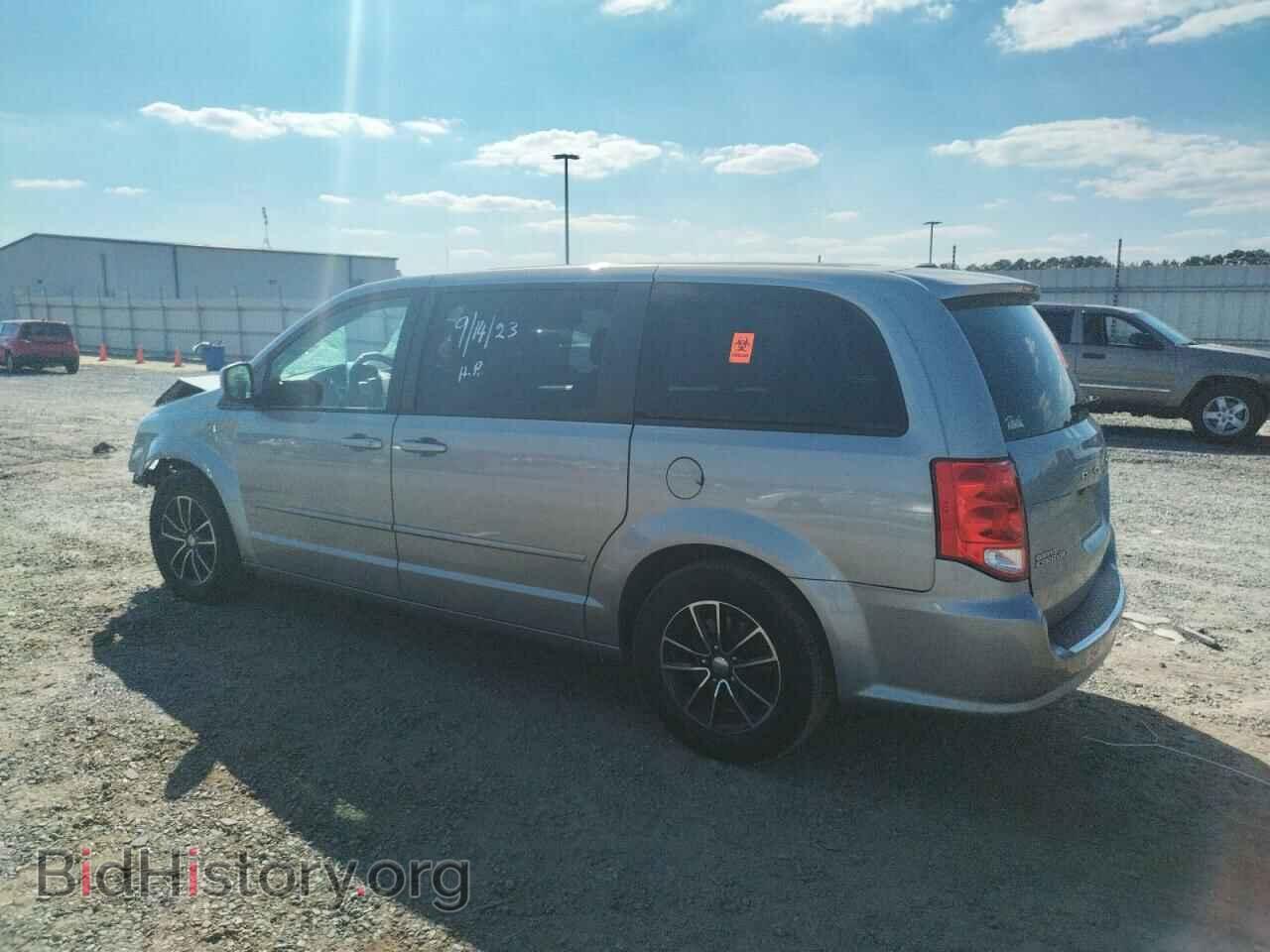 2017 DODGE CARAVAN - VIN: 2C4RDGEG8HR632823 - Photo 2