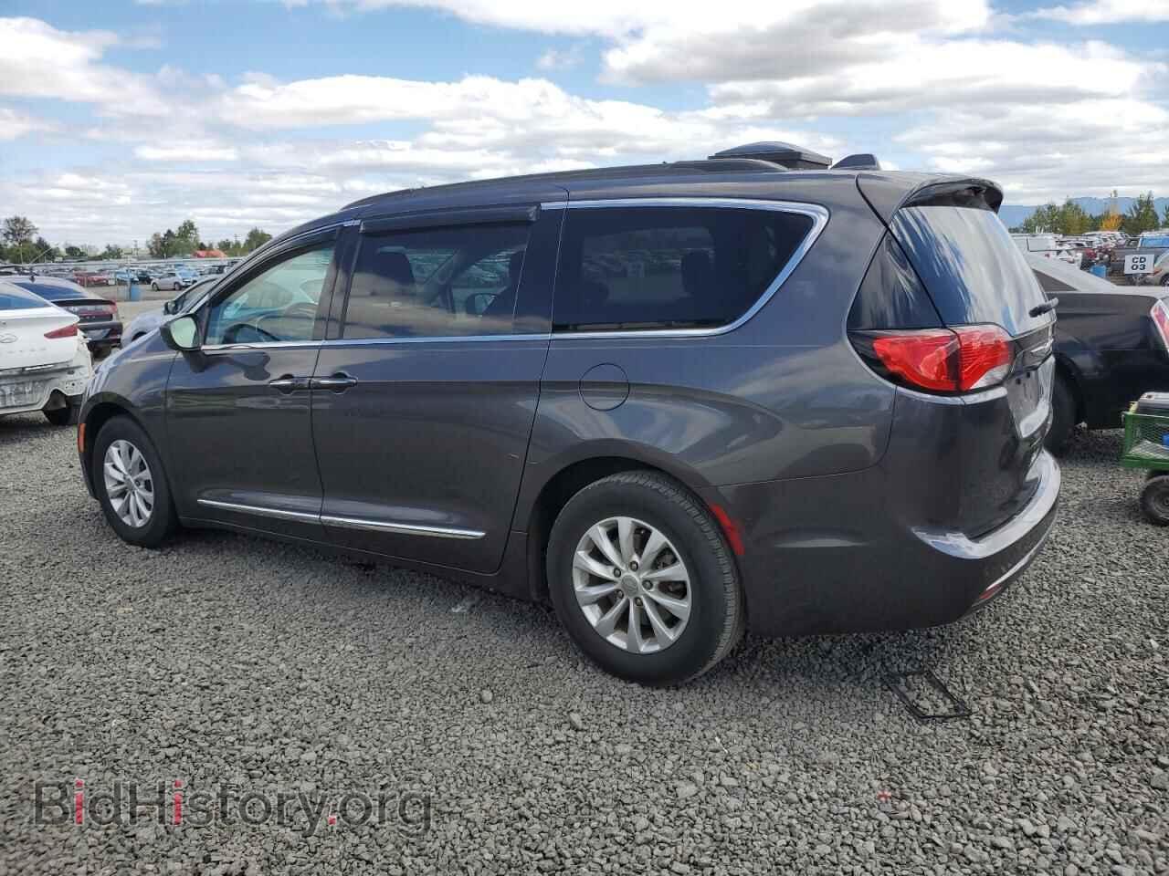 2017 CHRYSLER PACIFICA - VIN: 2C4RC1BG1HR523883 - Фото 2