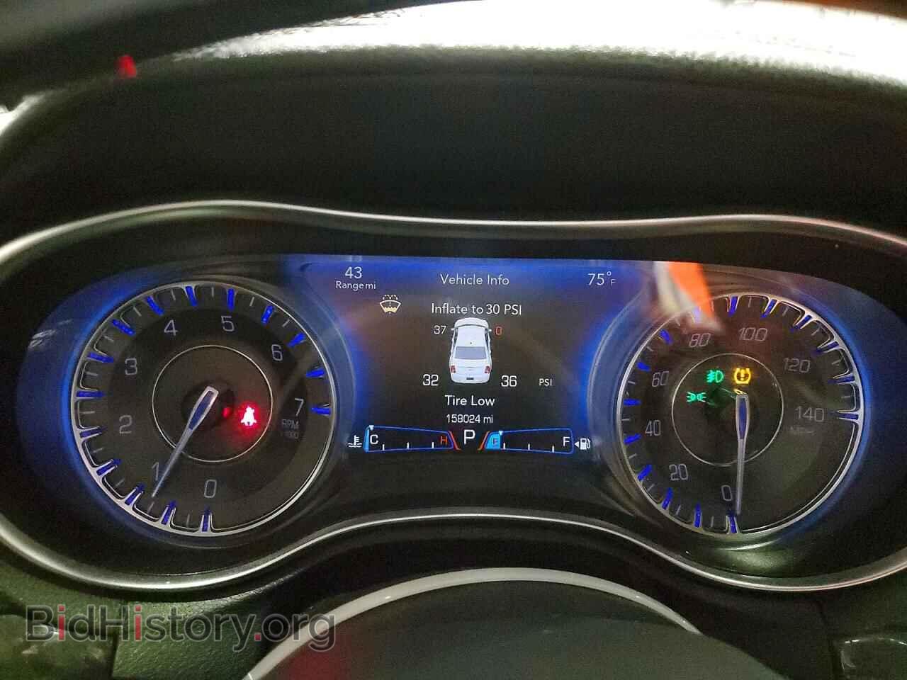 2016 CHRYSLER 300 - VIN: 2C3CCAKG2GH170794 - Photo 9