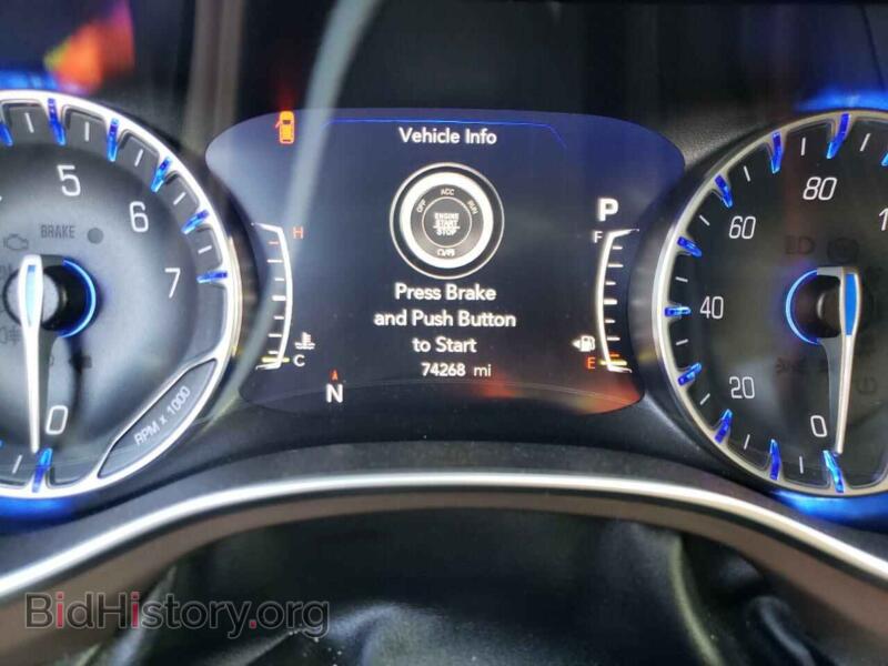2019 Chrysler PACIFICA (VIN 2C4RC1EG0KR569952) — photo 9 of 13
