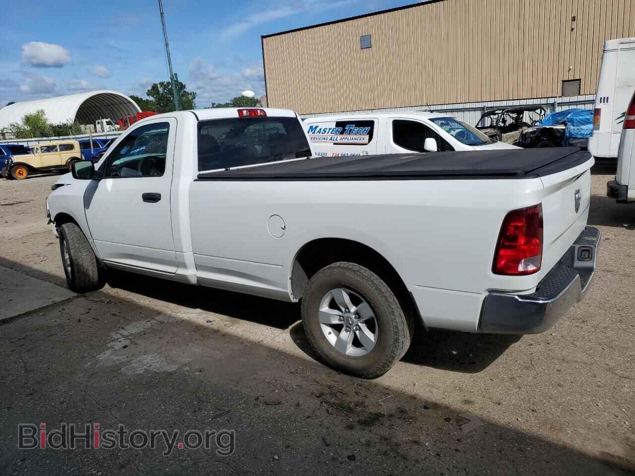 2023 RAM 1500 - VIN: 3C6JR6DG4PG655828 - Фото 2