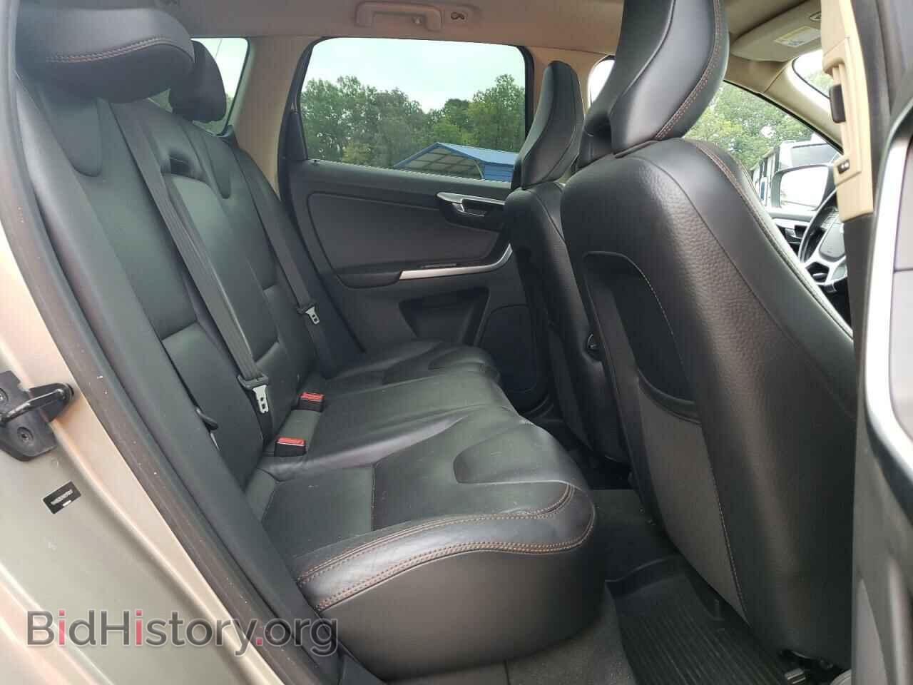 2011 VOLVO XC60 - VIN: YV4952DZ4B2178317 - Фото 10