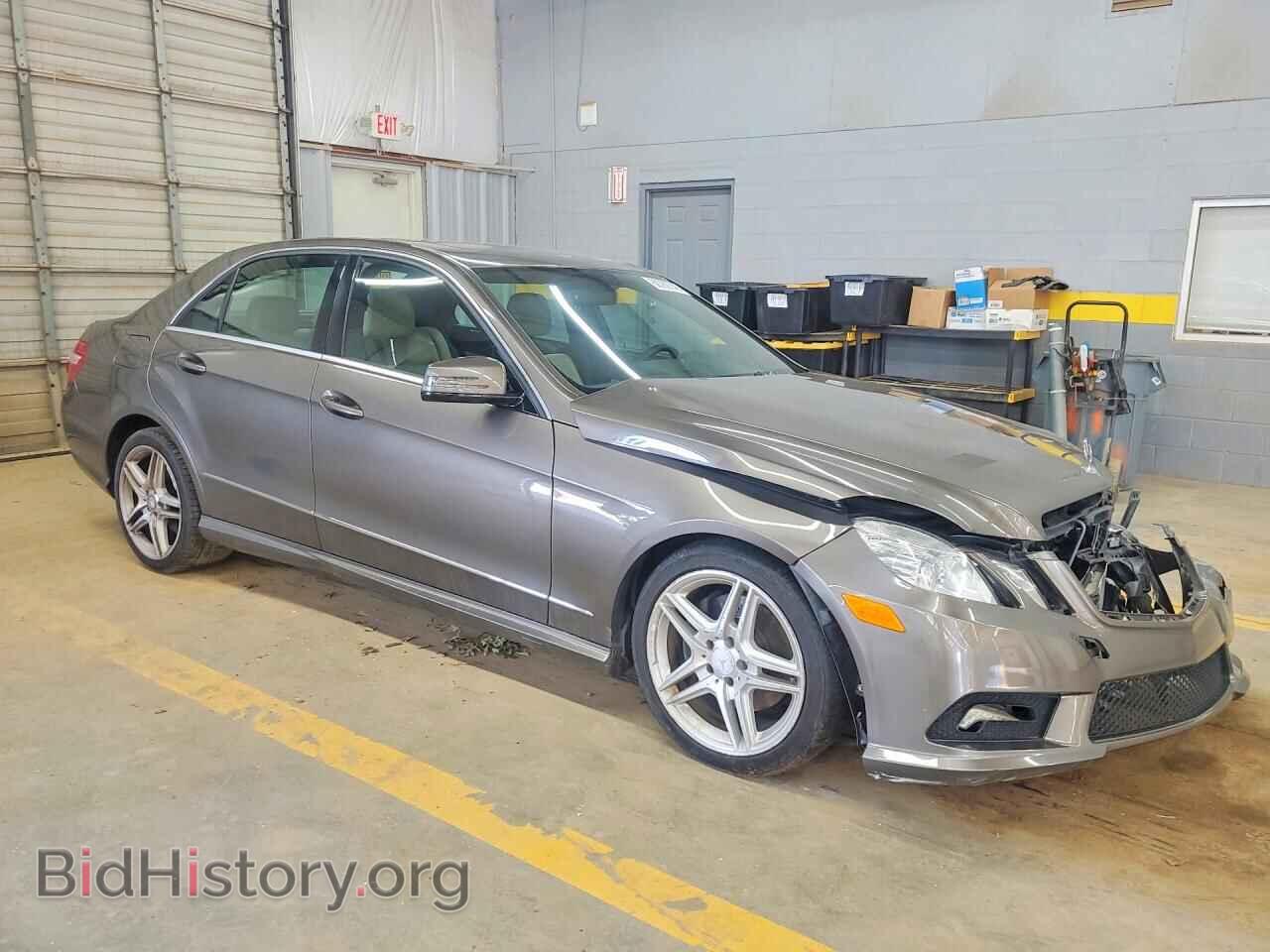 2011 MERCEDES-BENZ E-CLASS - VIN: WDDHF5GB3BA417010 - Фото 4