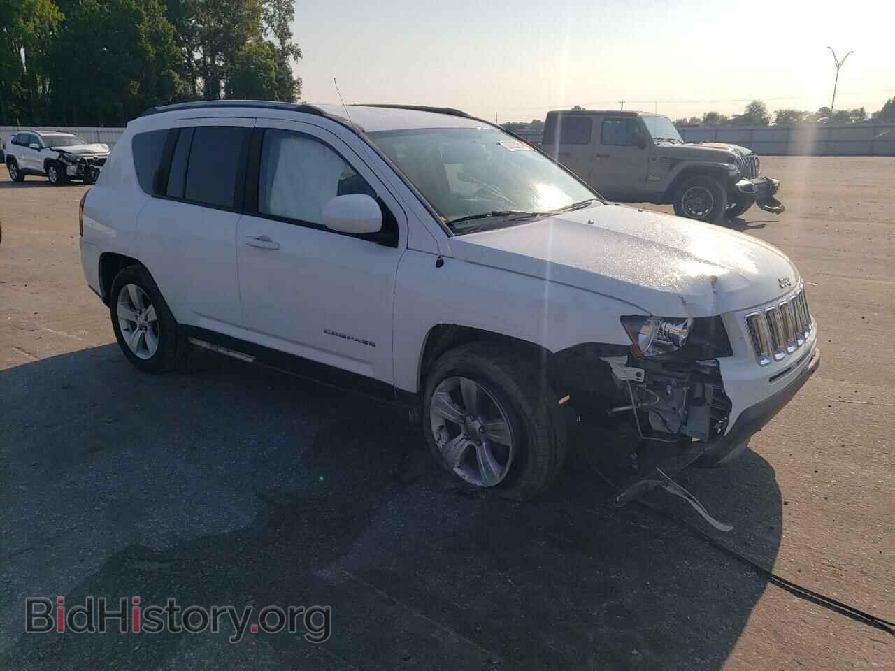 2016 JEEP COMPASS - VIN: 1C4NJCEA5GD633473 - Photo 4
