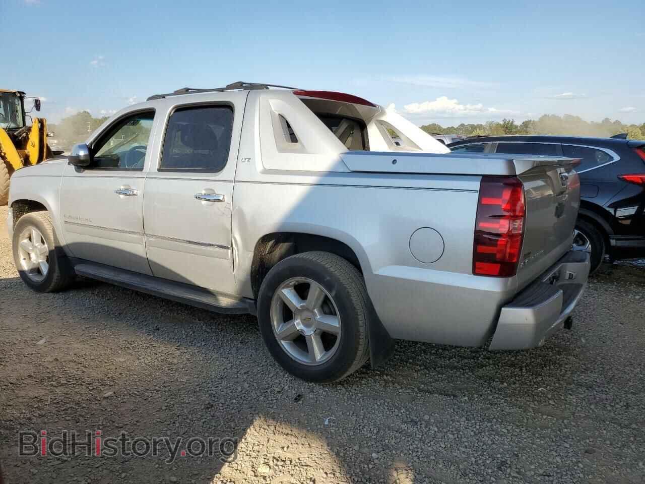 2012 CHEVROLET AVALANCHE - VIN: 3GNMCGE09CG266537 - Фото 2