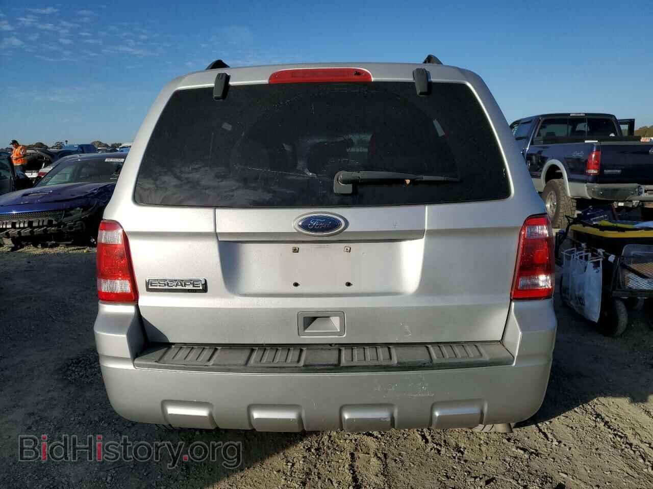 2011 FORD ESCAPE - VIN: 1FMCU0D77BKA50258 - Фото 6