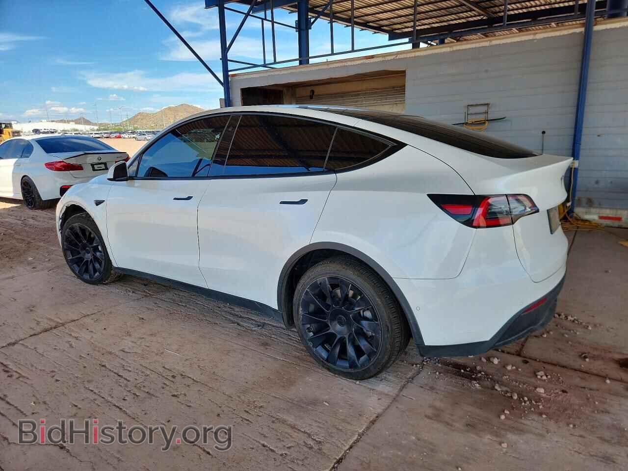 2020 TESLA MODEL Y - VIN: 5YJYGDEE4LF037357 - Photo 2