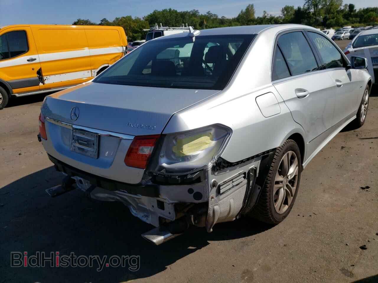 2011 MERCEDES-BENZ E-CLASS - VIN: WDDHF2EB3BA433189 - Фото 3
