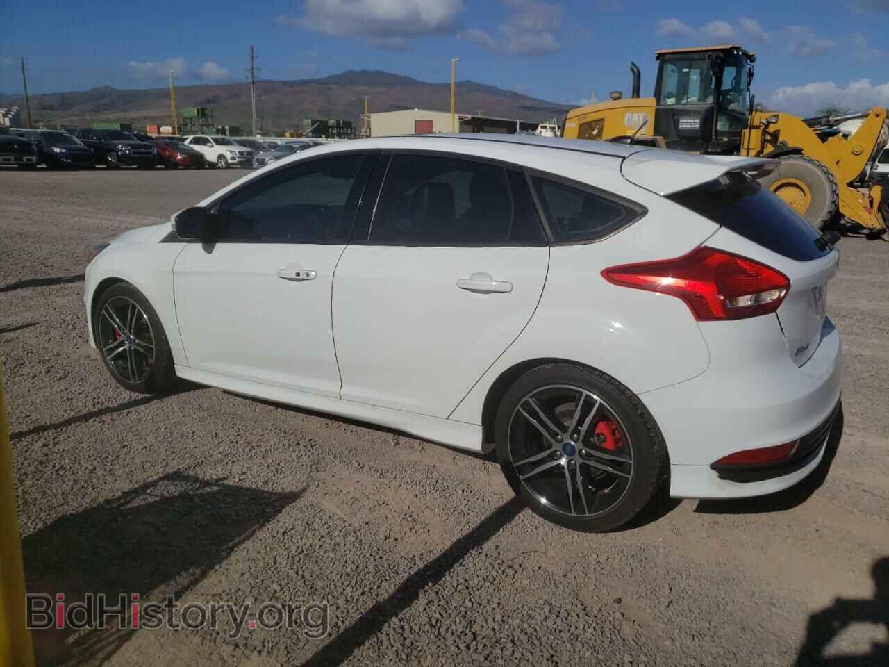 2018 FORD FOCUS - VIN: 1FADP3L92JL205611 - Фото 2