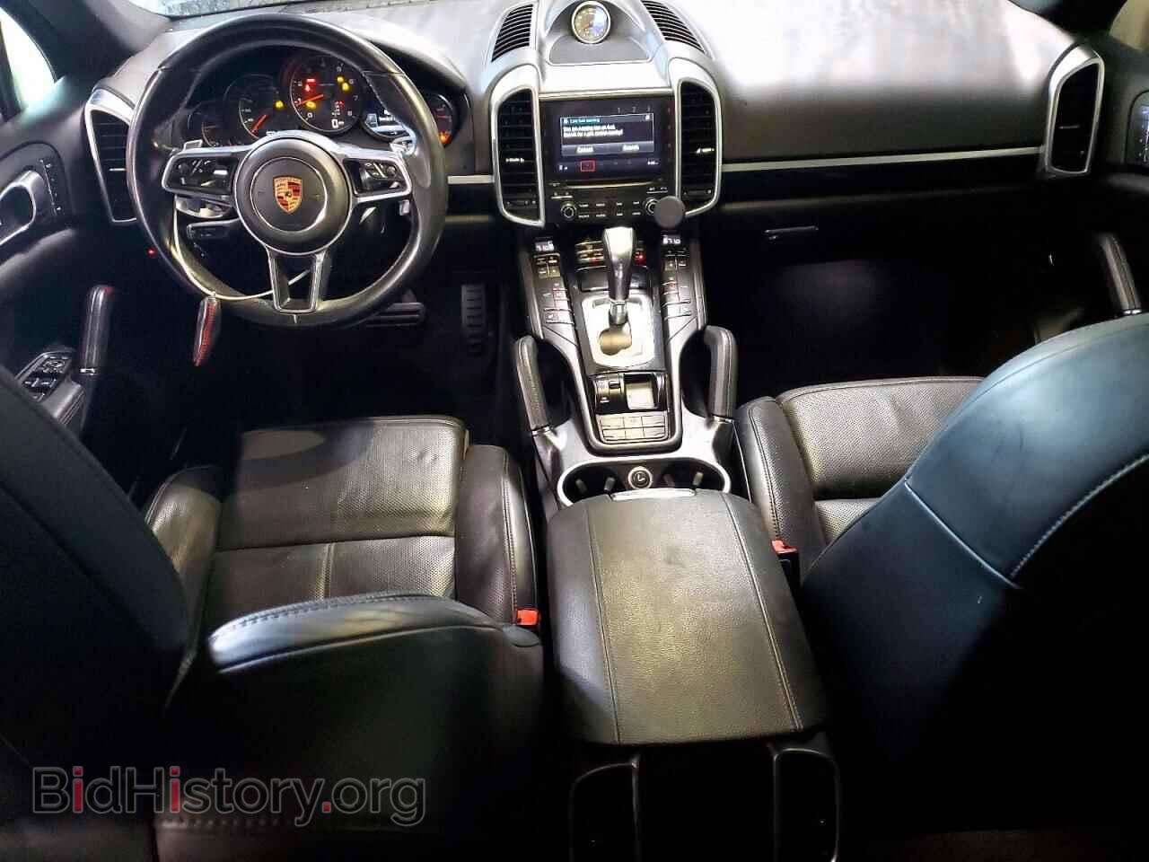 2018 PORSCHE CAYENNE - VIN: WP1AA2A28JKA02371 - Photo 8