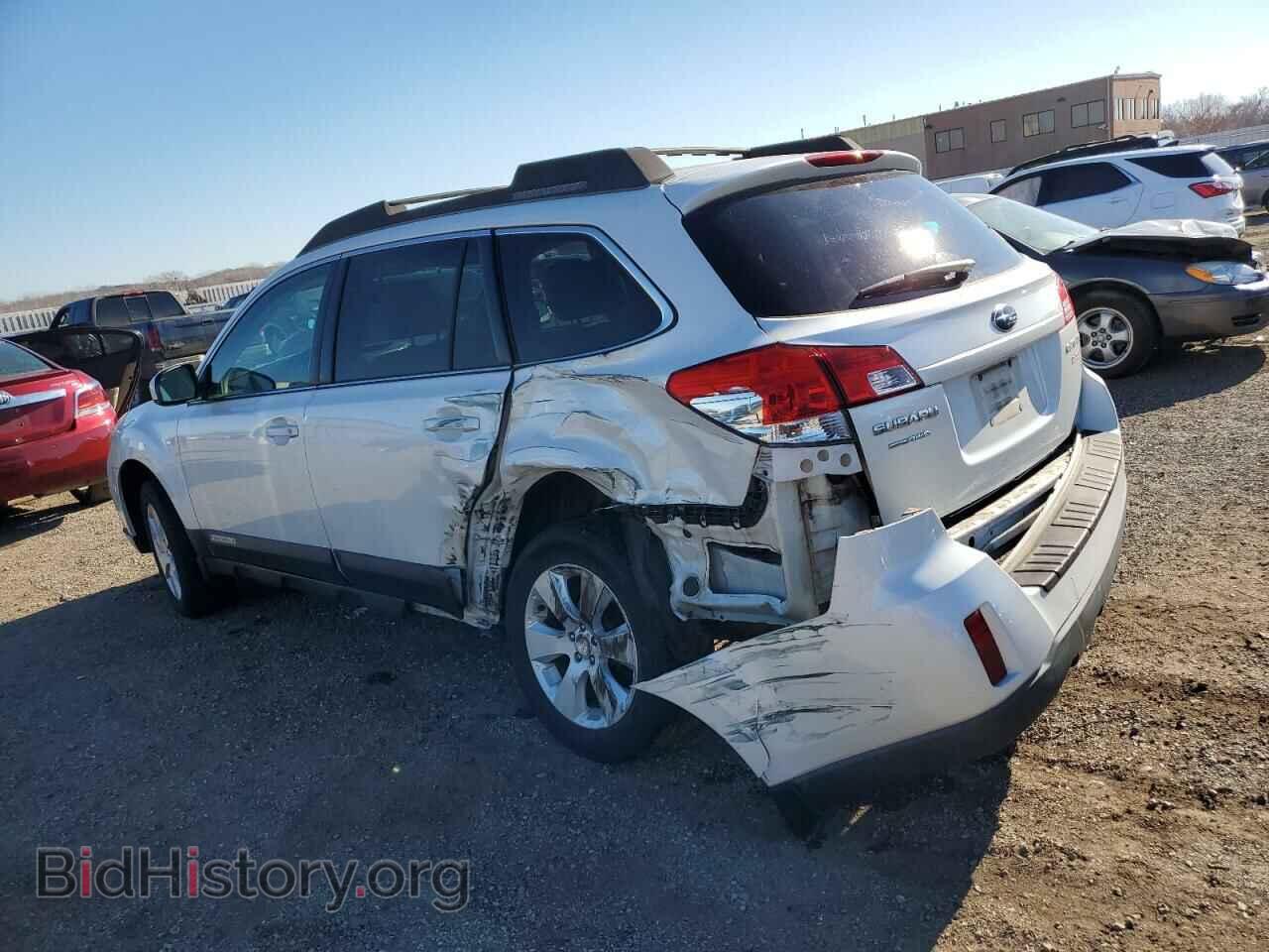 2011 SUBARU OUTBACK - VIN: 4S4BRBBC8B3431135 - Фото 2