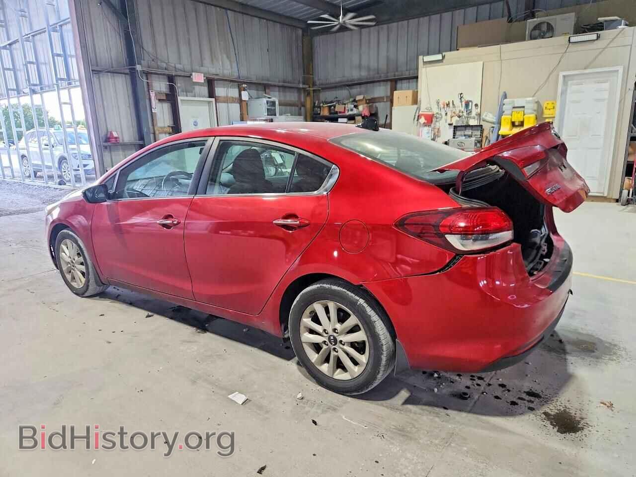 2017 KIA FORTE - VIN: 3KPFL4A76HE098460 - Photo 2