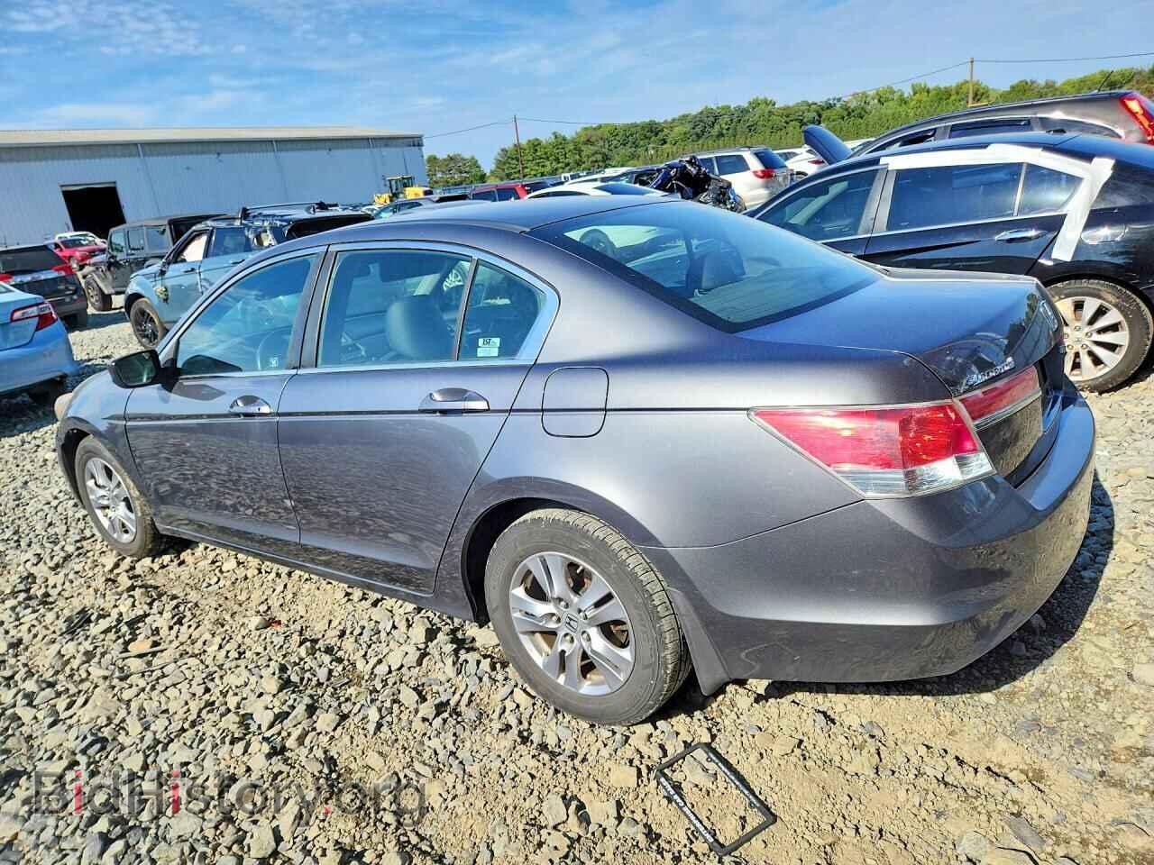 2011 HONDA ACCORD - VIN: 1HGCP2F61BA119352 - Фото 2