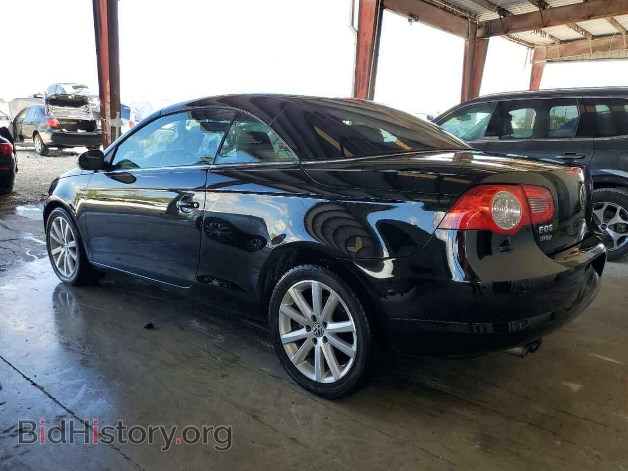 2007 VOLKSWAGEN EOS - VIN: WVWBA71F97V038583 - Фото 2