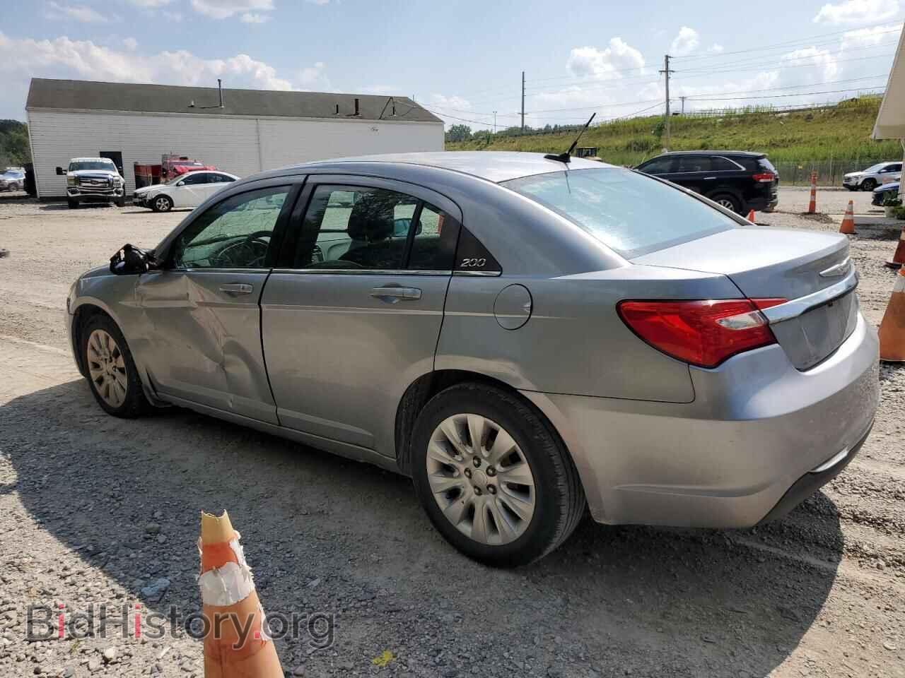 2014 CHRYSLER 200 - VIN: 1C3CCBAB2EN142140 - Фото 2