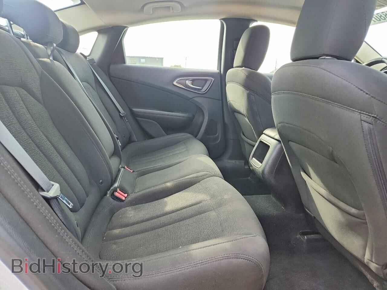 2016 CHRYSLER 200 - VIN: 1C3CCCAB1GN136967 - Photo 10