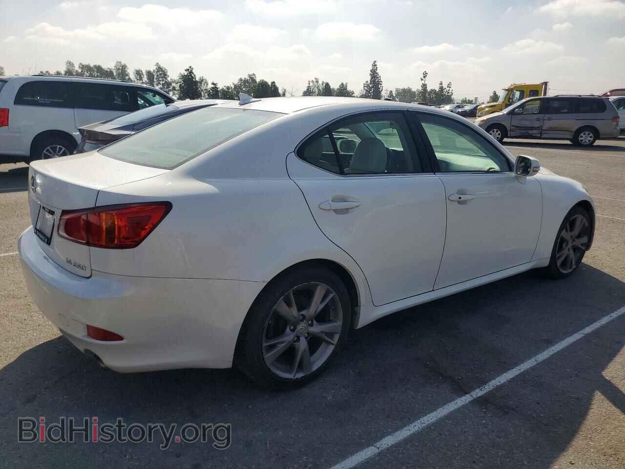 2010 LEXUS IS - VIN: JTHBF5C25A5116038 - Photo 3
