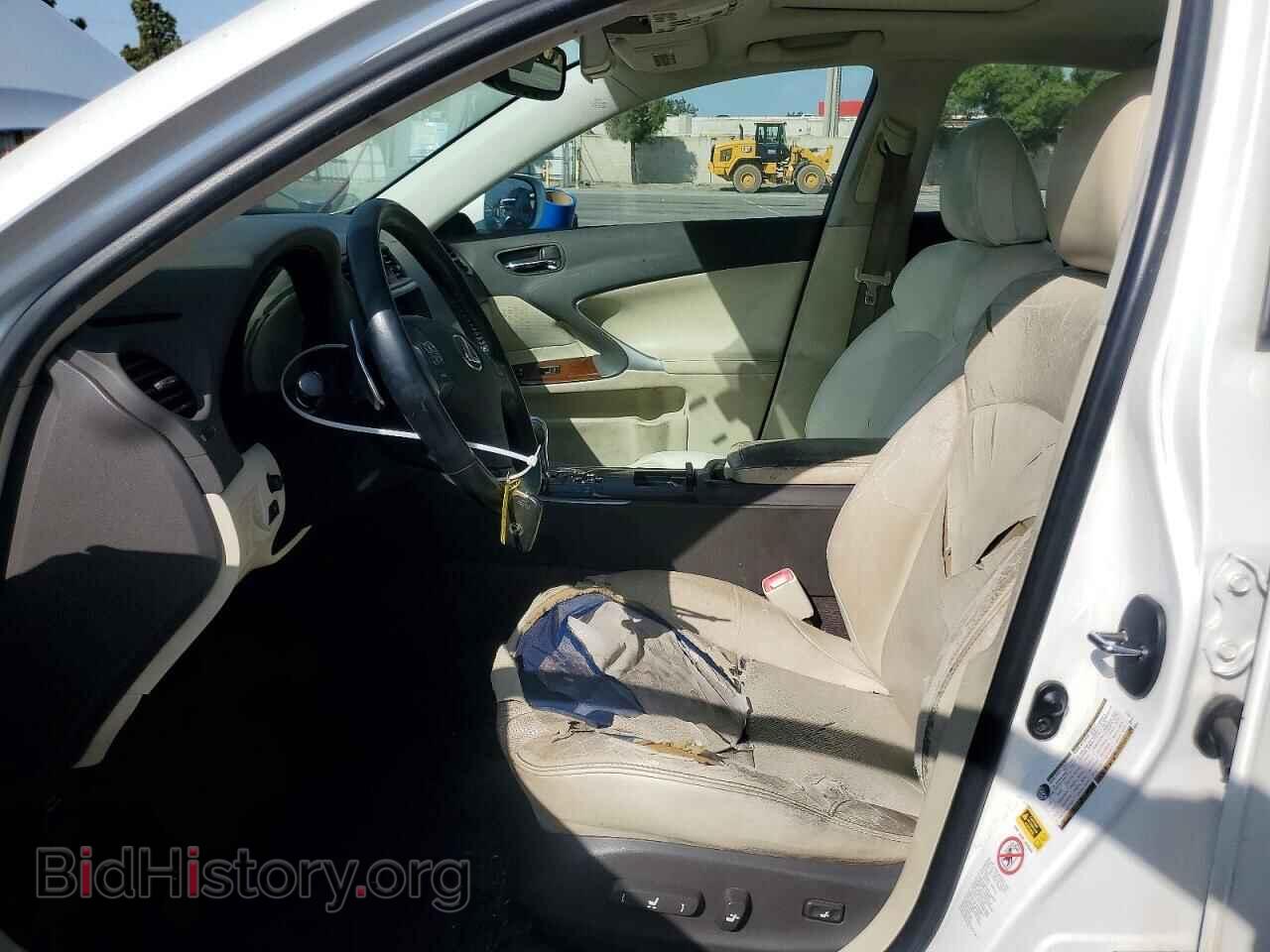 2010 LEXUS IS - VIN: JTHBF5C25A5116038 - Photo 7