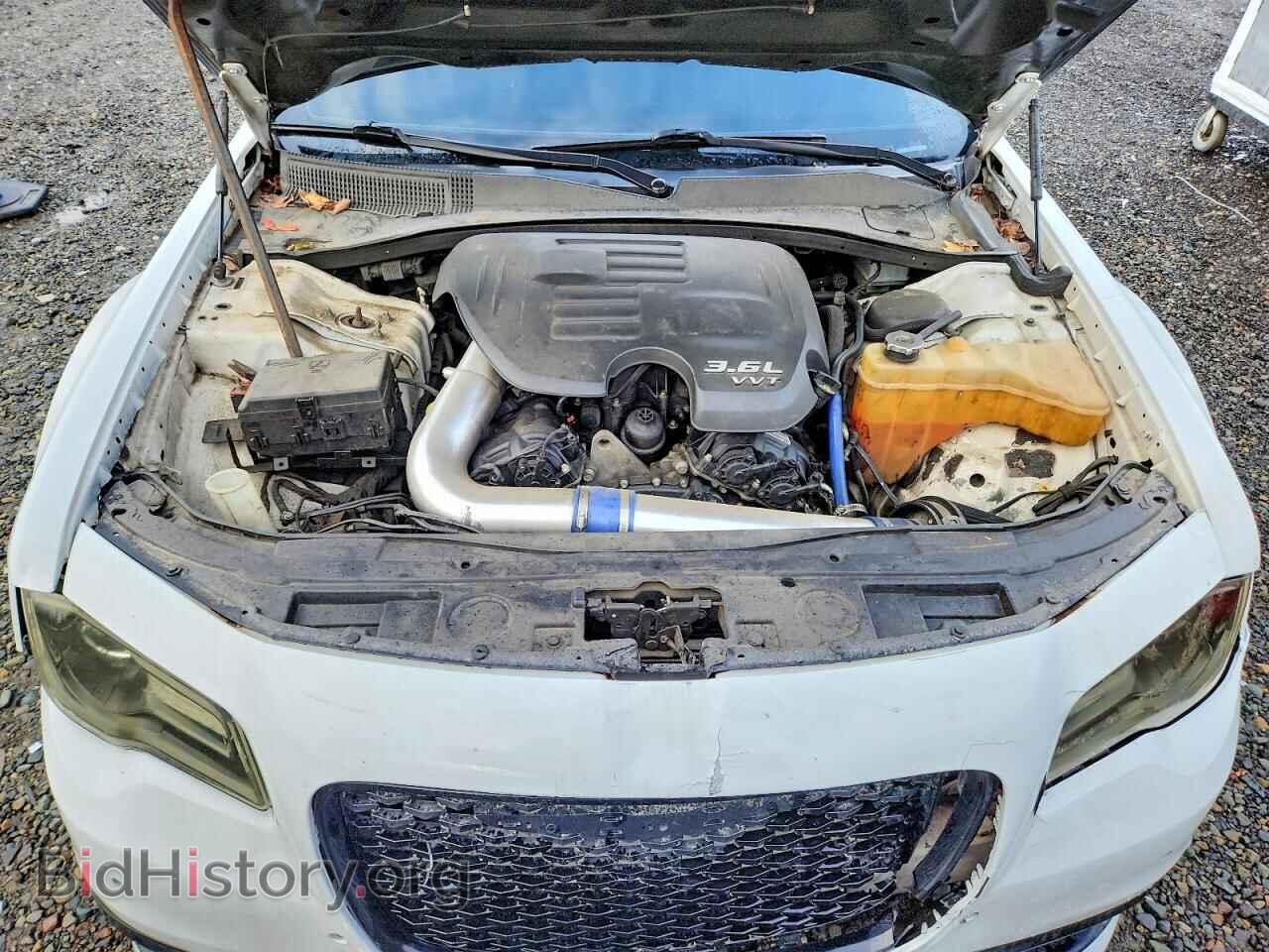 2017 CHRYSLER 300 - VIN: 2C3CCABG1HH657552 - Фото 11