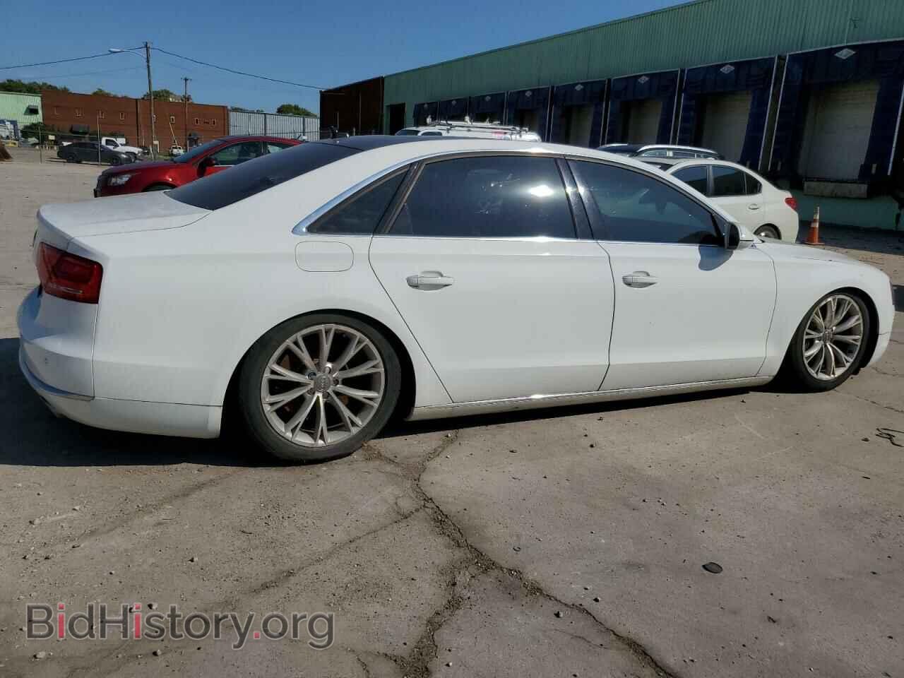 2011 AUDI A8 - VIN: WAURVAFD4BN016441 - Фото 3