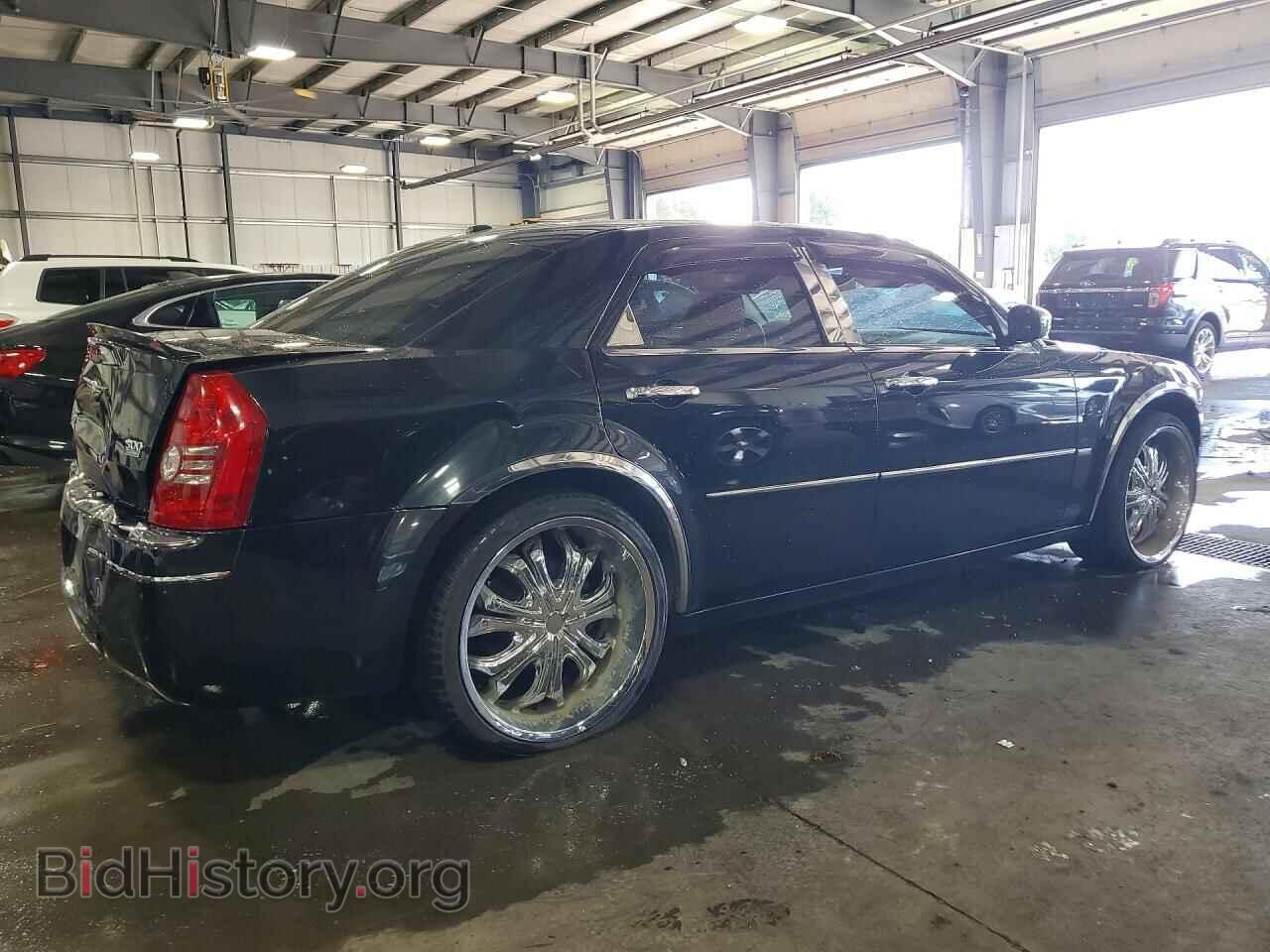 2010 CHRYSLER 300 - VIN: 2C3CA5CV8AH273381 - Фото 3